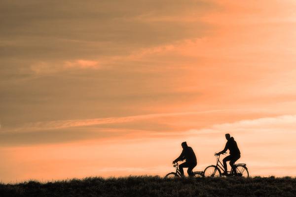 Bild vergr��ern: Radfahren ist gut f�r Umwelt und gut f�r die Menschen. Bewegung schadet nie.