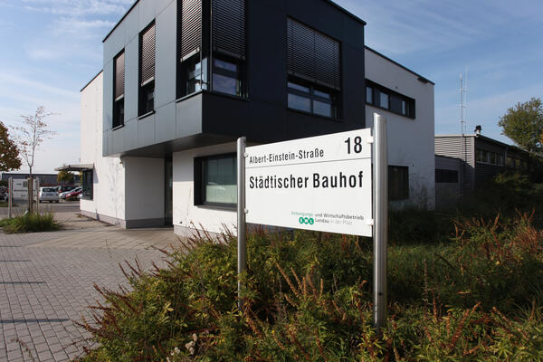 Bild vergr��ern: Bauhof Dienstgeb�ude 1