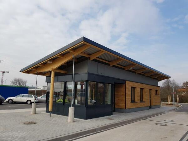 Bild vergr��ern: Die WIegestation am Wertstoffhof Landau